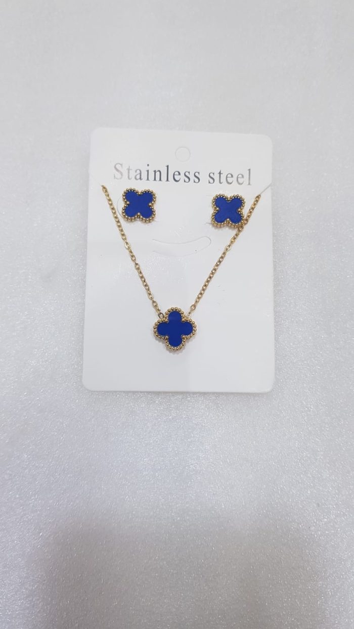 18k gold polished stainless steel necklace and earrings set - Image 4