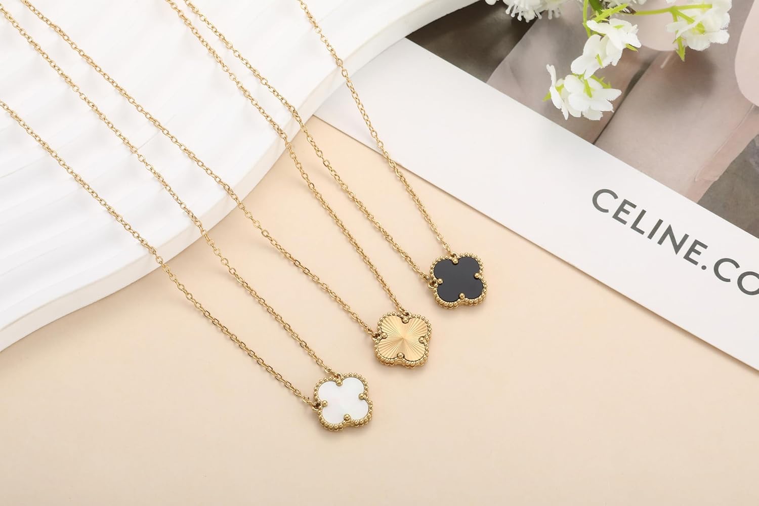 Clover pendant clavicle necklace - Image 4