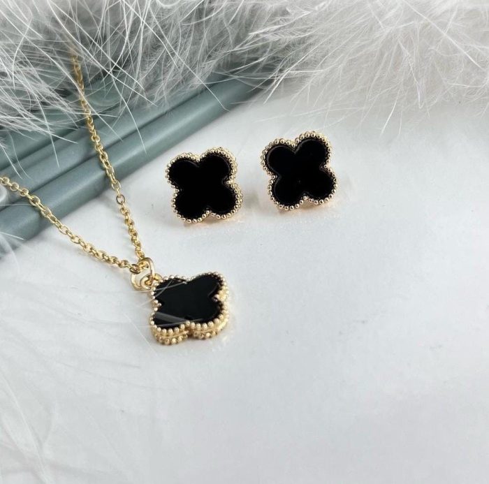 18k gold polished stainless steel necklace and earrings set