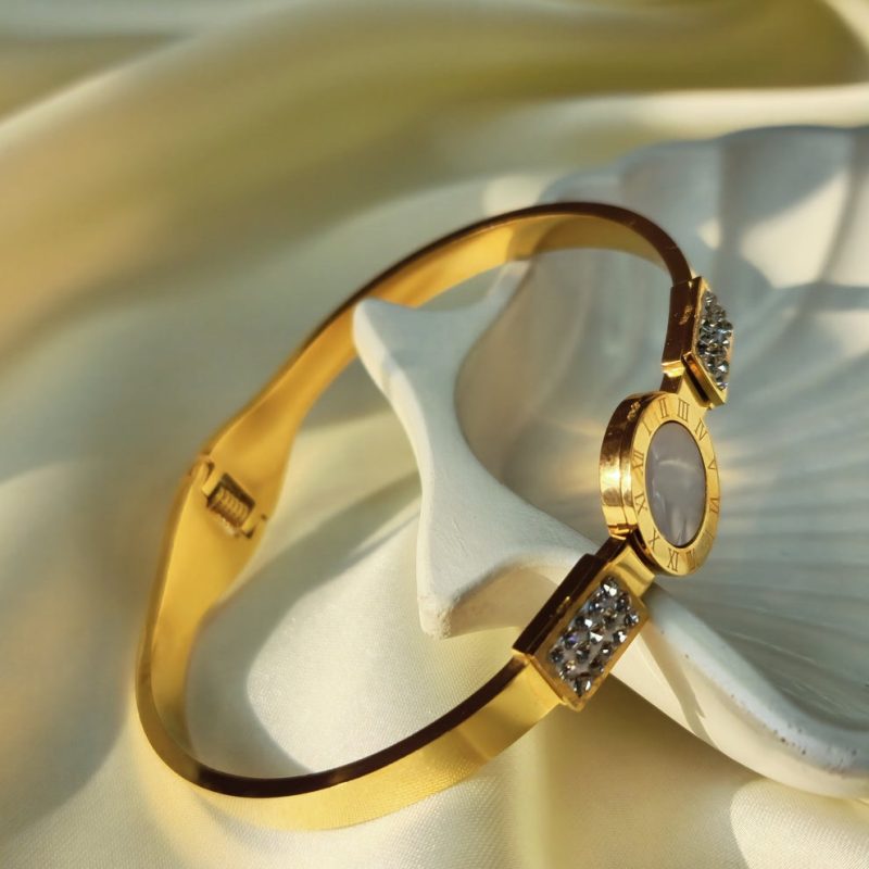 Diamond Stone Cuff Bracelet 18k Gold plated