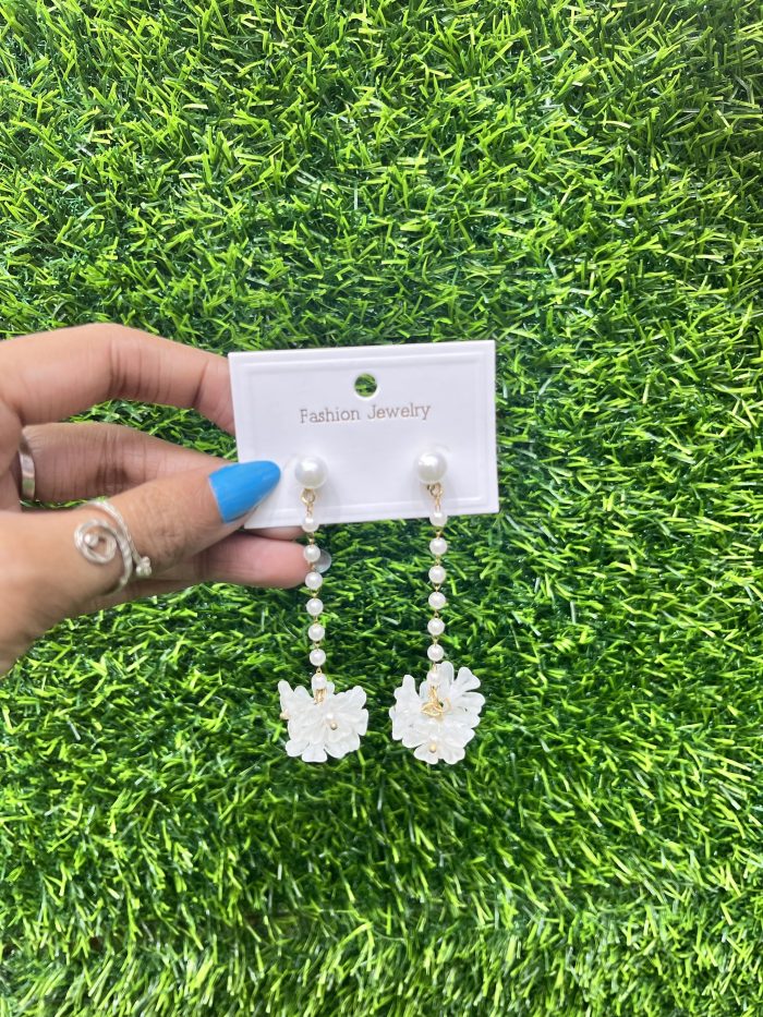 Floral earrings - Image 2