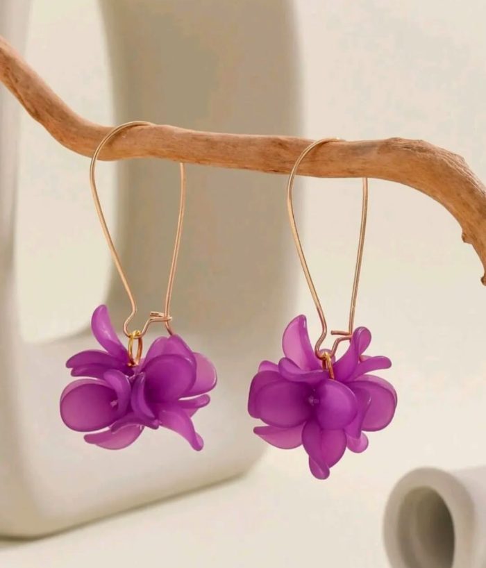 Blue  Frosted Flower Drop Earrings - Image 2