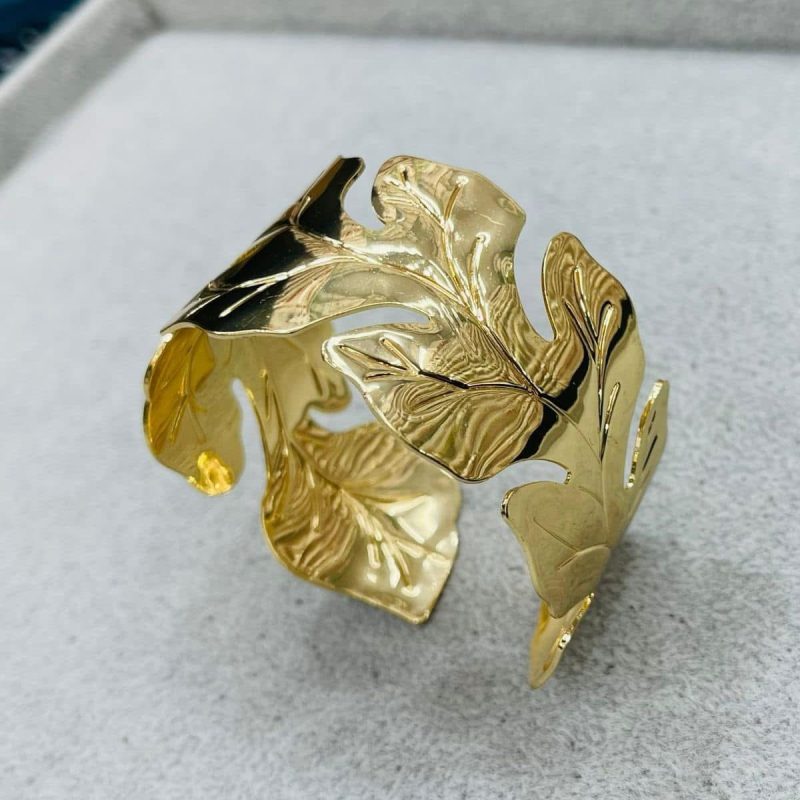 Stylish Cuff Bracelet For Women