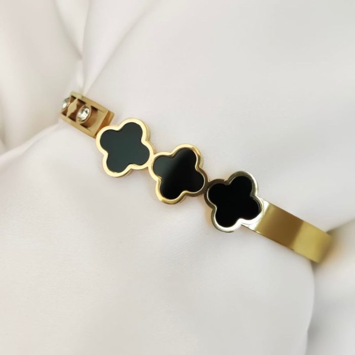 3 cllover titanium steel bracelet - Image 2