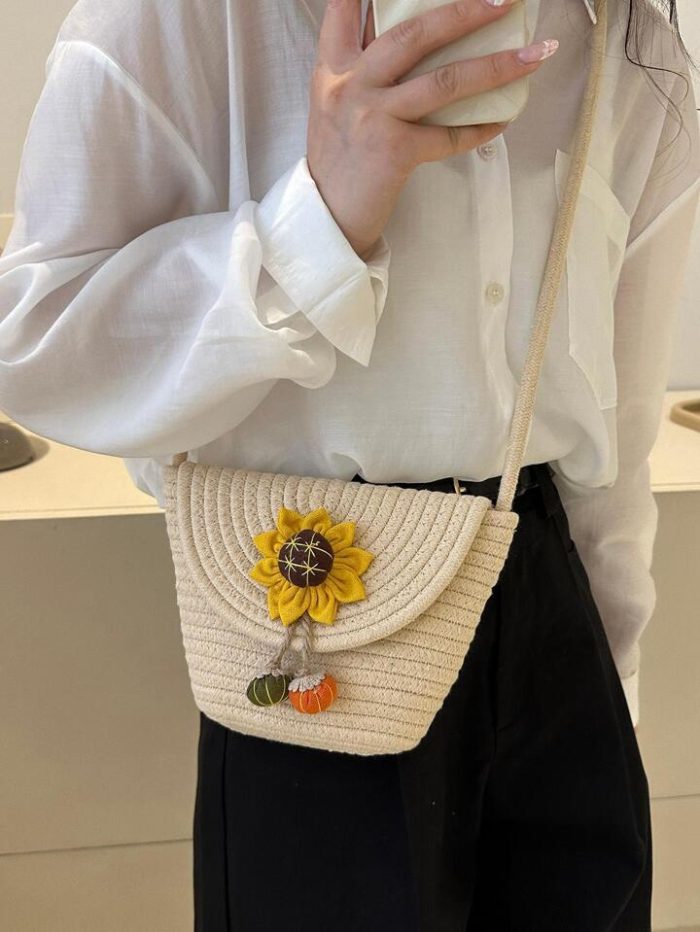 Flower Decor Crochet Bag Flap Crossbody Bag For Vacation - Image 3
