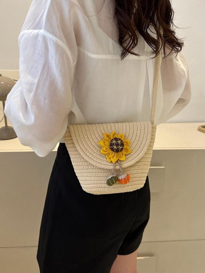 Flower Decor Crochet Bag Flap Crossbody Bag For Vacation - Image 2