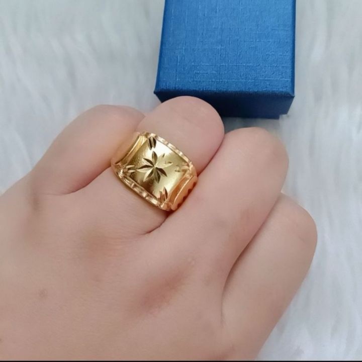 Luxury Design Fashionable New Model Xuping Finger Ring . Gold plated finger ring with 6 months+ color guarantee.