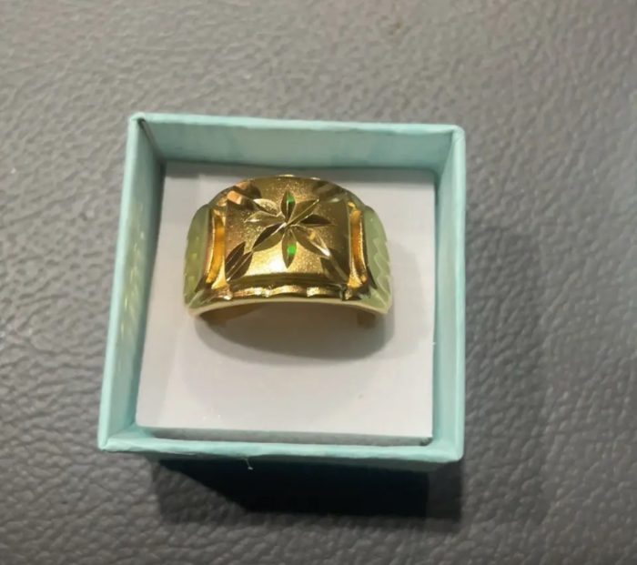 Luxury Design Fashionable New Model Xuping Finger Ring . Gold plated finger ring with 6 months+ color guarantee. - Image 4