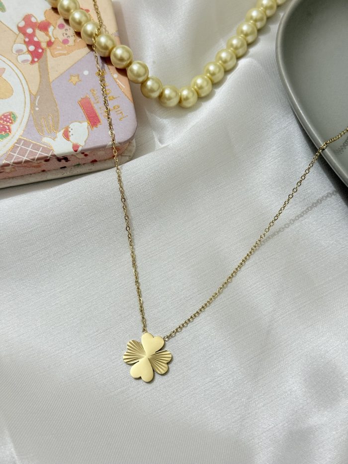 Titanium stainless steel 22k gold plated imported pendent with chain - Image 2